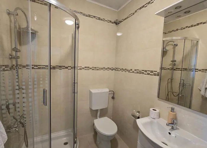 Andrea With Whirpool By Guide *